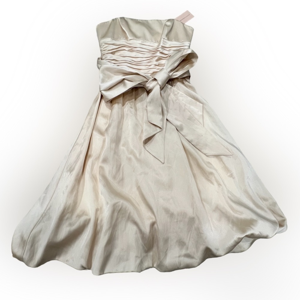 🌿💗🌲🛍️ BCBG Maxazria satin bubble hemmed strapless dress with tie - Size 0